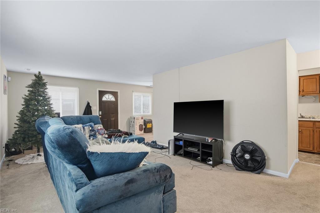 1525 Malibu Place Newport News VA 23608