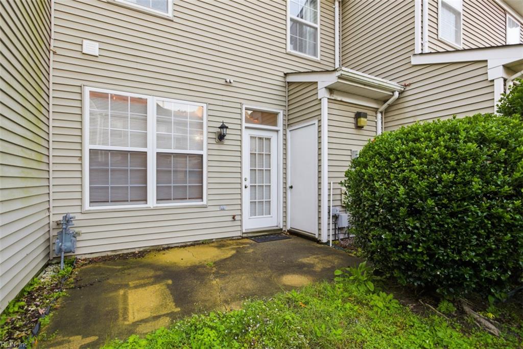 682 Windbrook Circle Newport News VA 23602