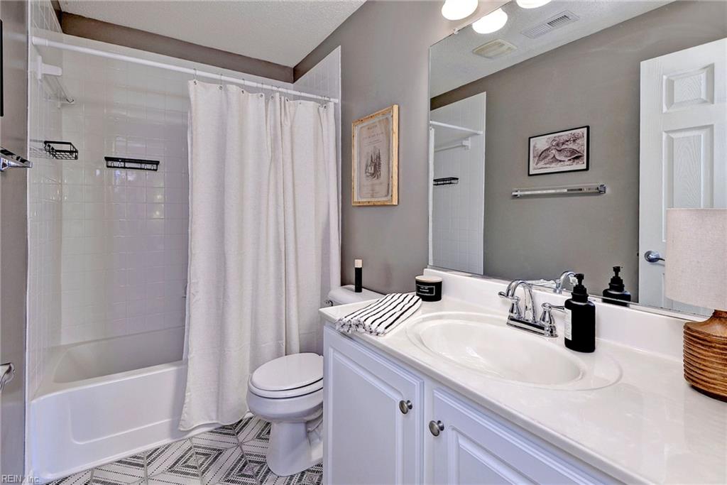 1805 Duntrune Glen Williamsburg VA 23188