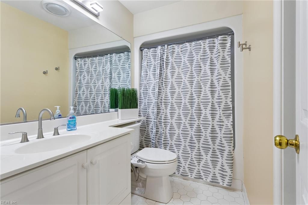 925 Ironwood Drive Yorktown VA 23693