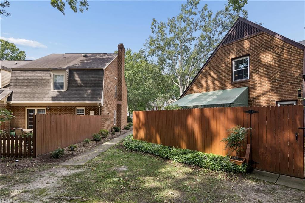 120 Sloane Place Newport News VA 23606