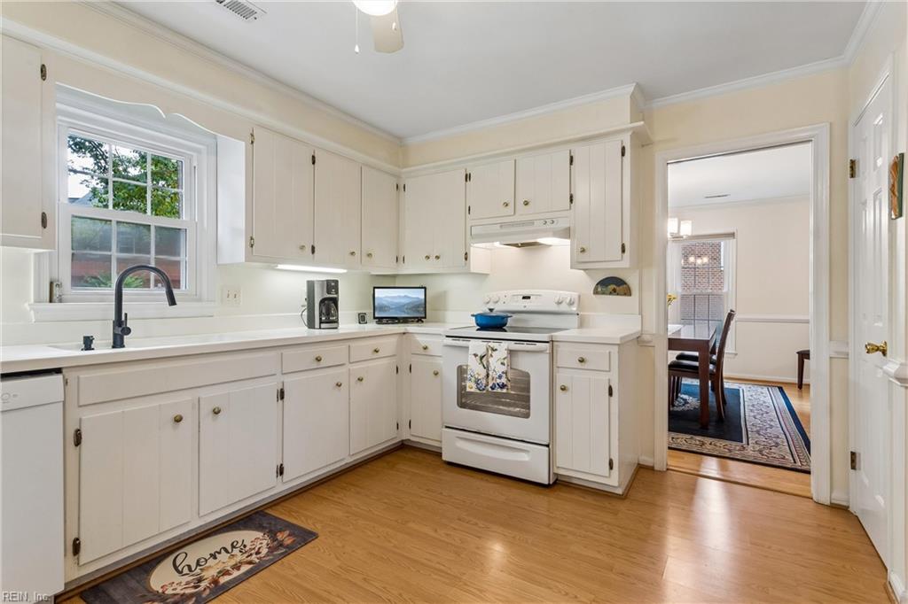 120 Sloane Place Newport News VA 23606
