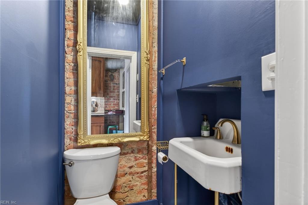 203 Hurley Avenue Newport News VA 23601