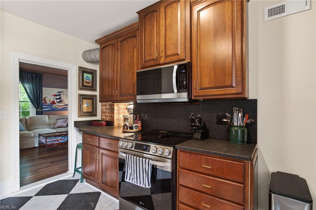 203 Hurley Avenue Newport News VA 23601