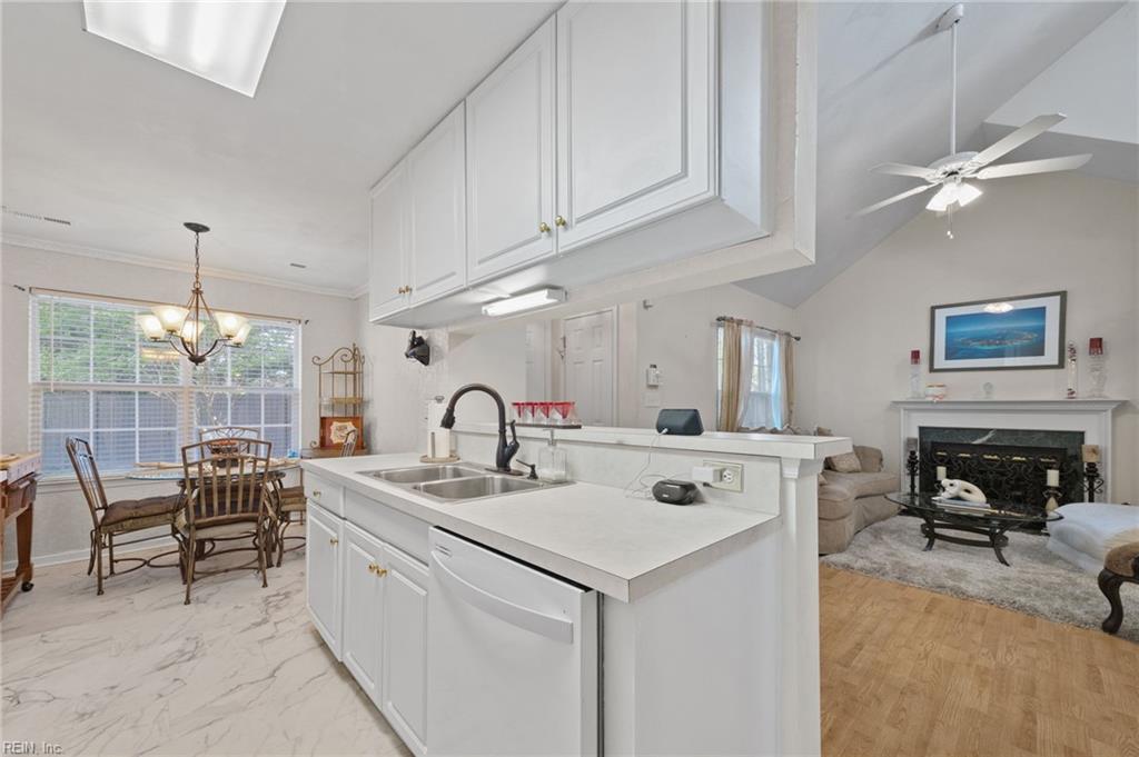 1003 Island Quay Newport News VA 23602