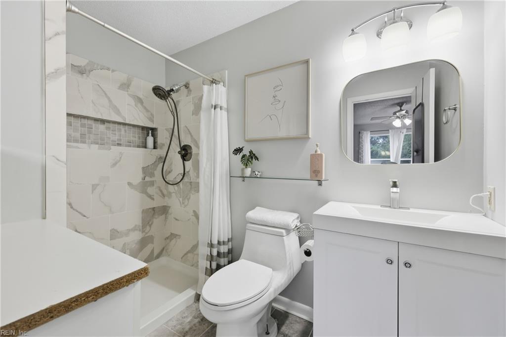 12758 Saint James Place Newport News VA 23602