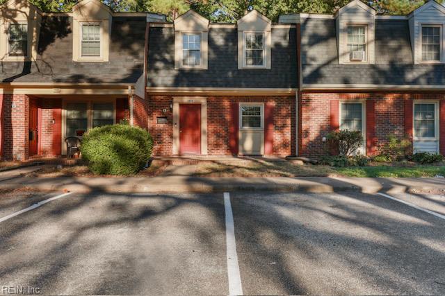 394 Circuit Lane Newport News VA 23608