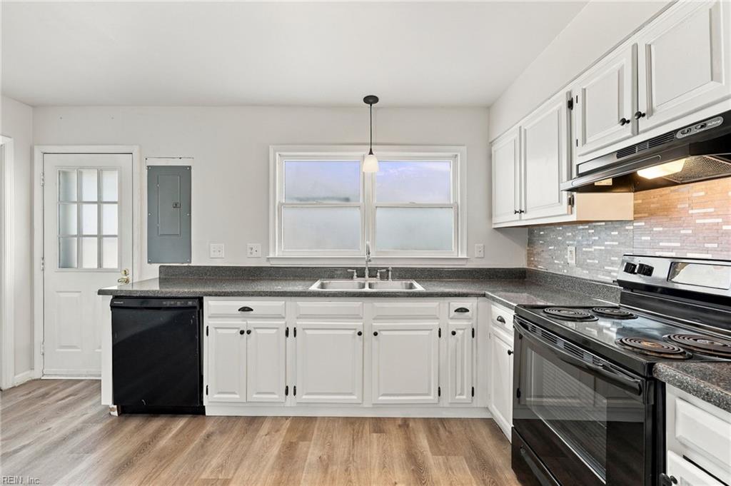 385 Susan Constant Drive Newport News VA 23608