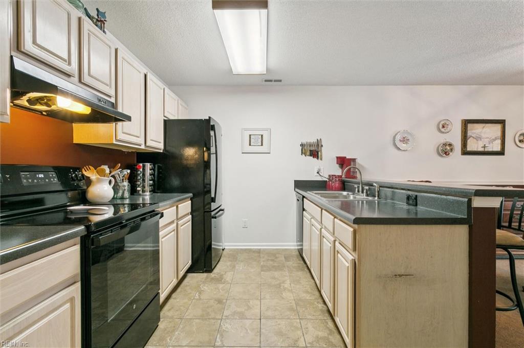 818 Miller Creek Lane Newport News VA 23602