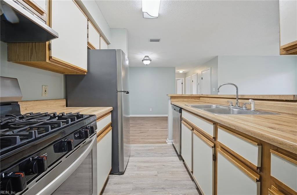 12632 Daybreak Circle Newport News VA 23602