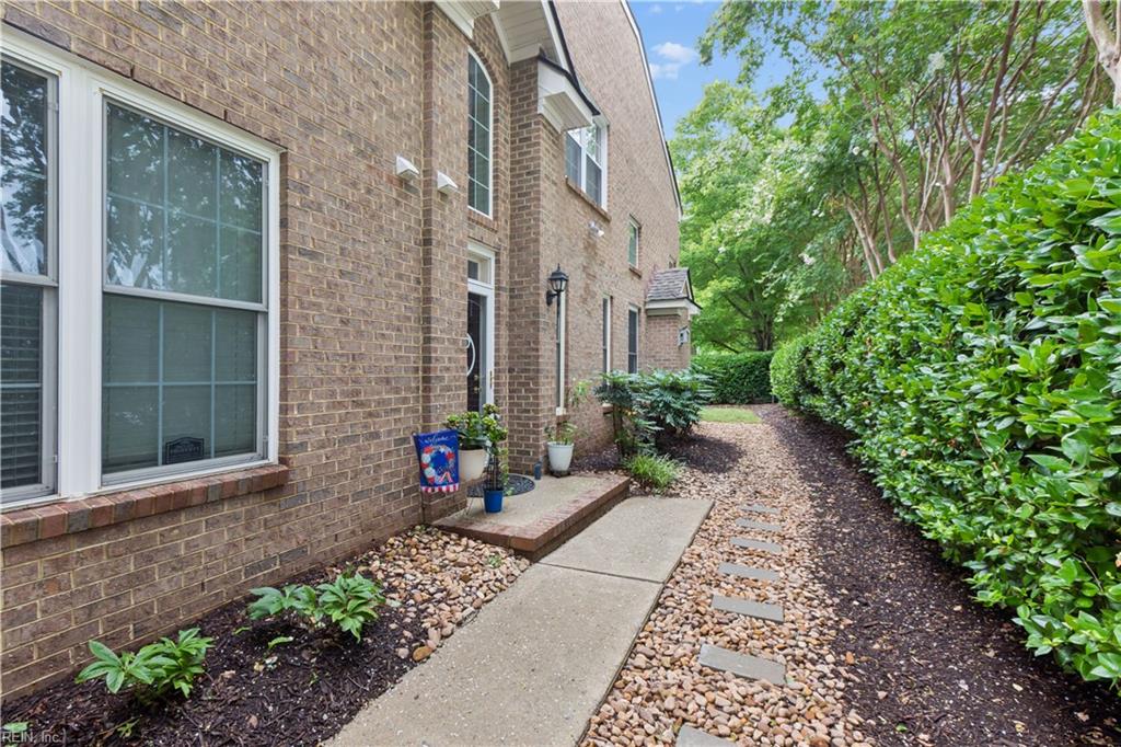 100 Bluff Terrace Newport News VA 23602