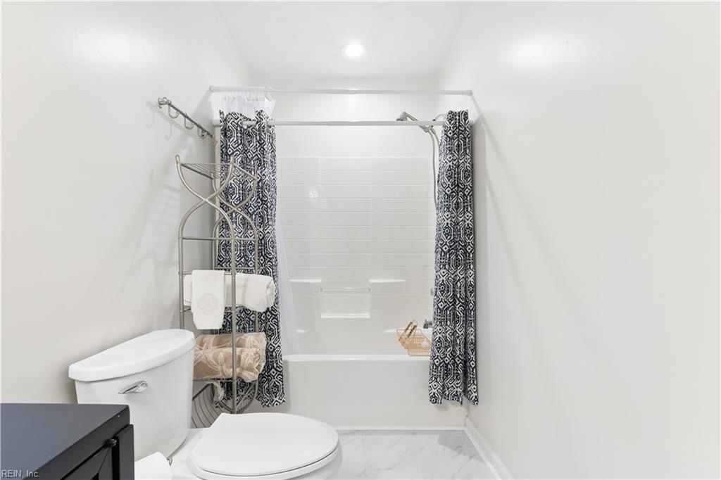 100 Bluff Terrace Newport News VA 23602