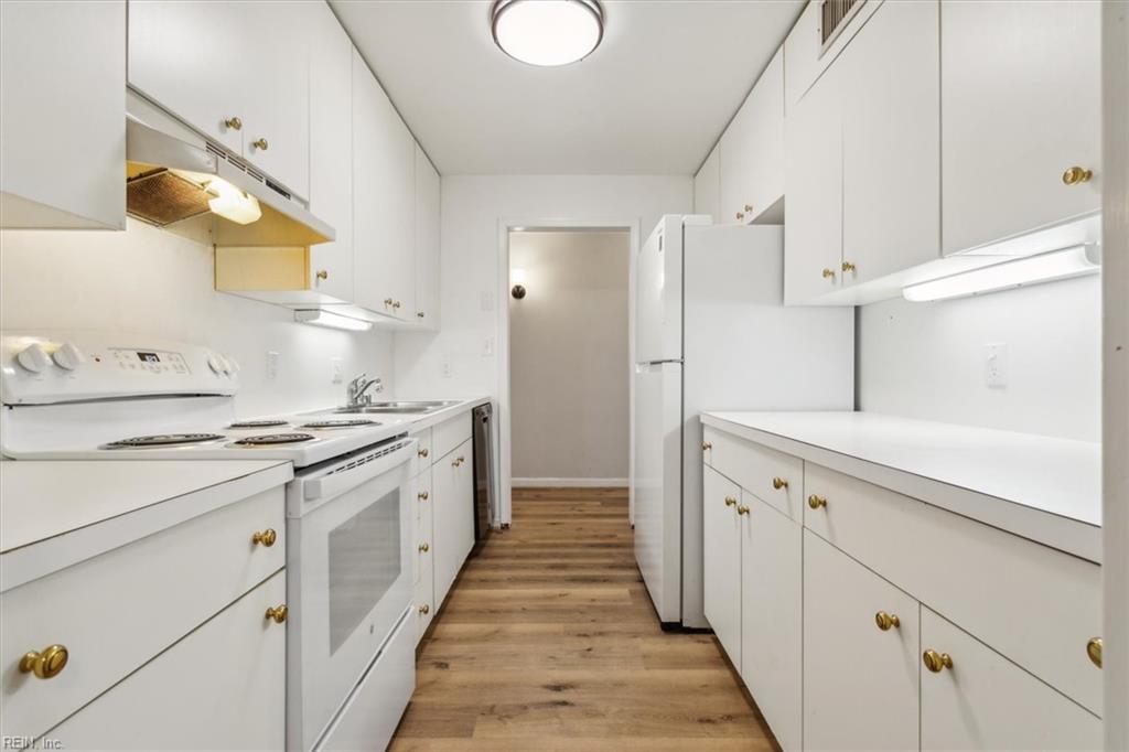 376 Merrimac Trail Williamsburg VA 23185