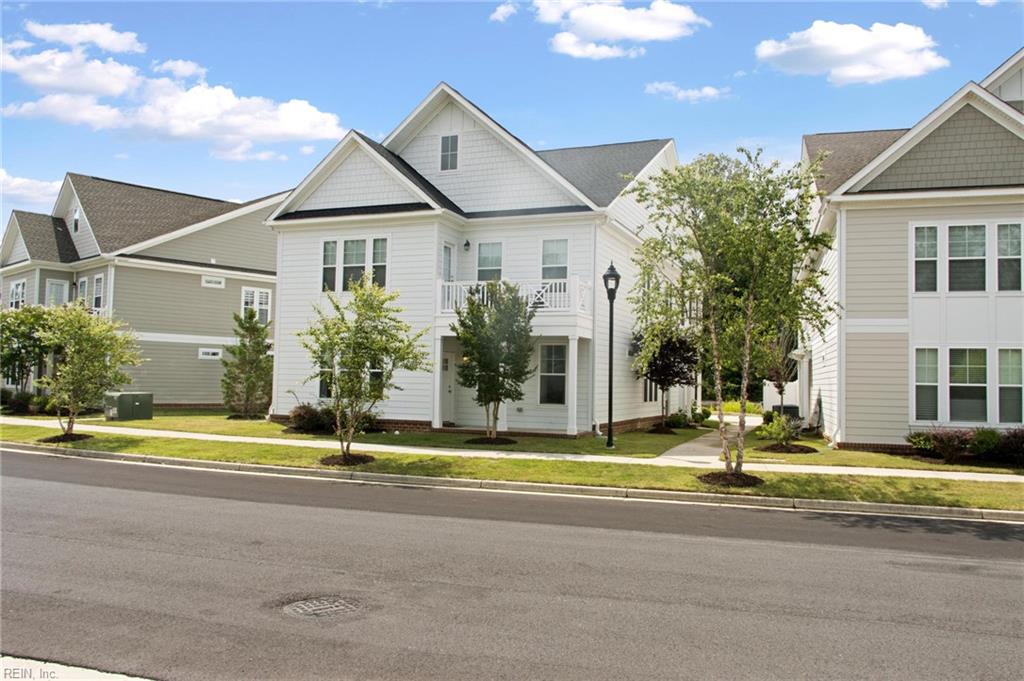 125 Mainsail Loop Yorktown VA 23693