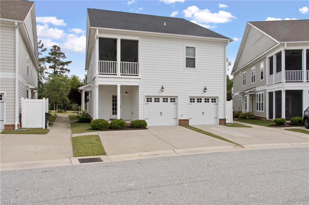 125 Mainsail Loop Yorktown VA 23693