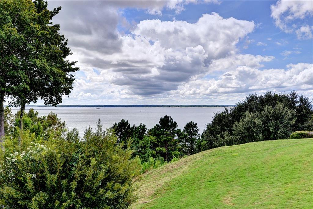 215 Rivers Edge Williamsburg VA 23185