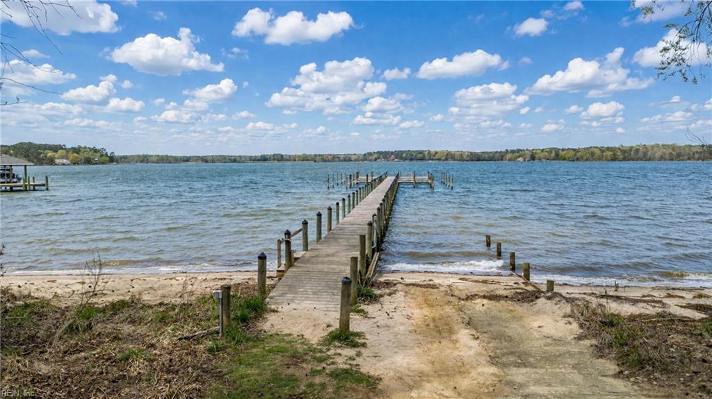 1.1+AC East West Parkway Gloucester VA 23061