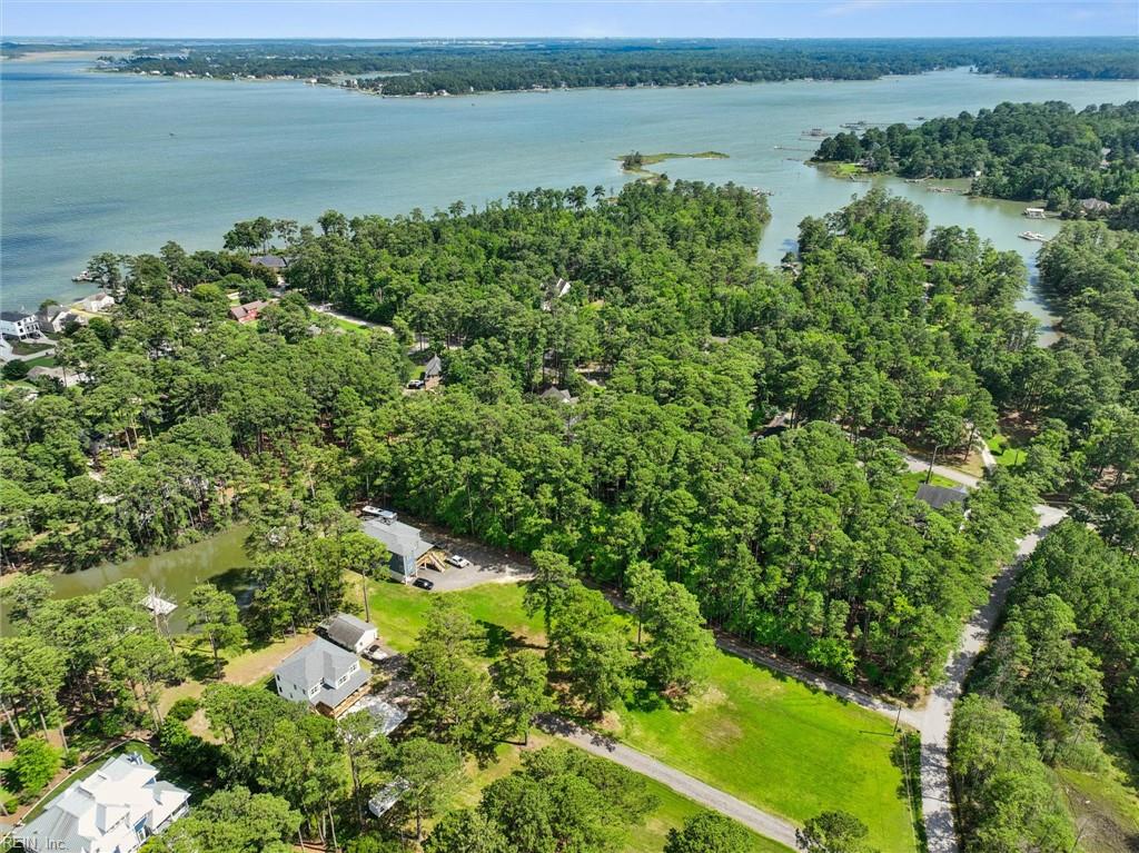 106 Anchor Drive Yorktown VA 23692