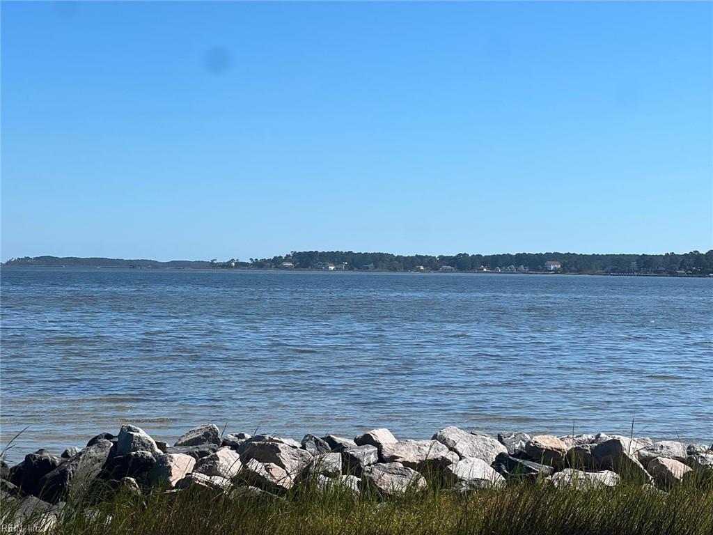 816 Ship Point Road Yorktown VA 23692