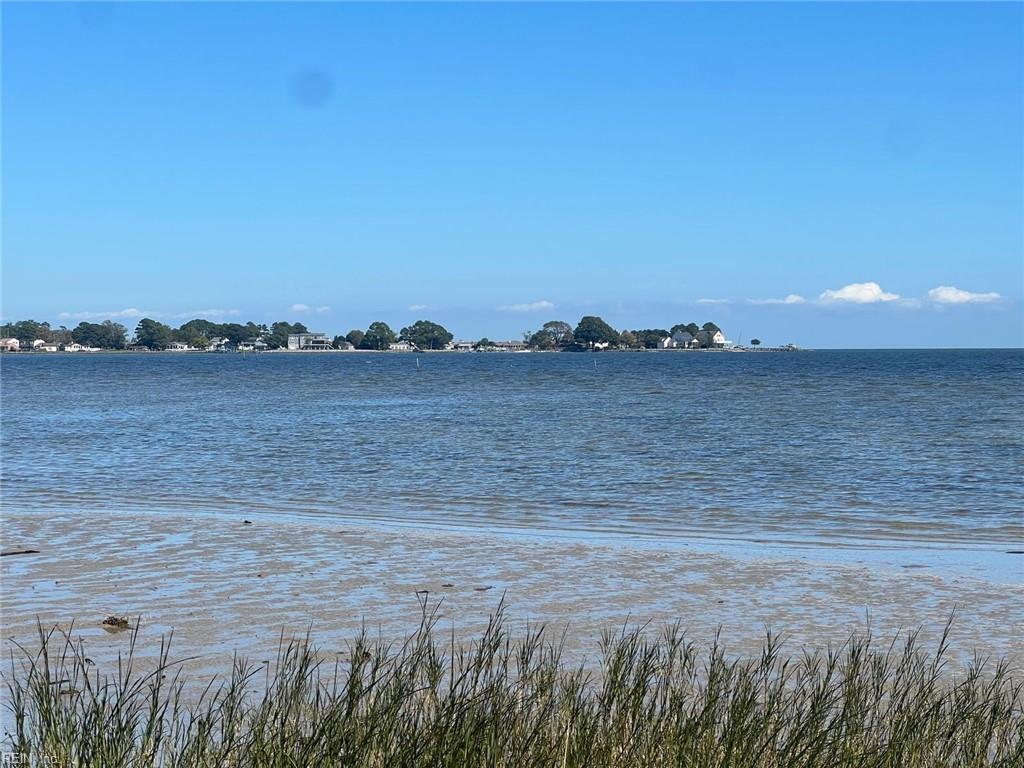 816 Ship Point Road Yorktown VA 23692