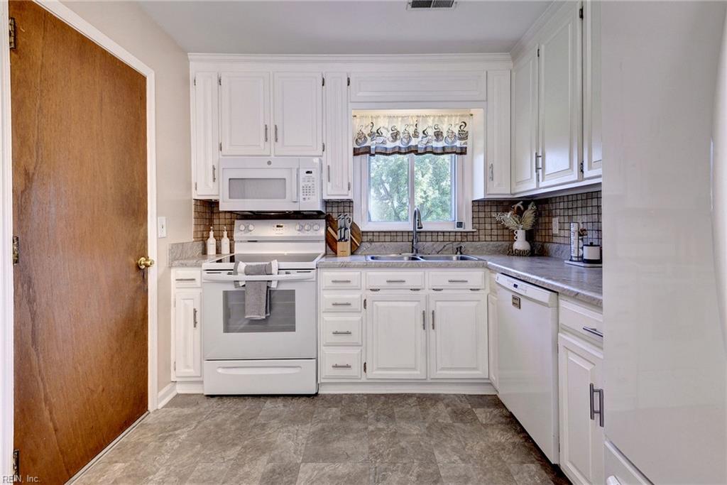113 Virginia Drive Newport News VA 23602