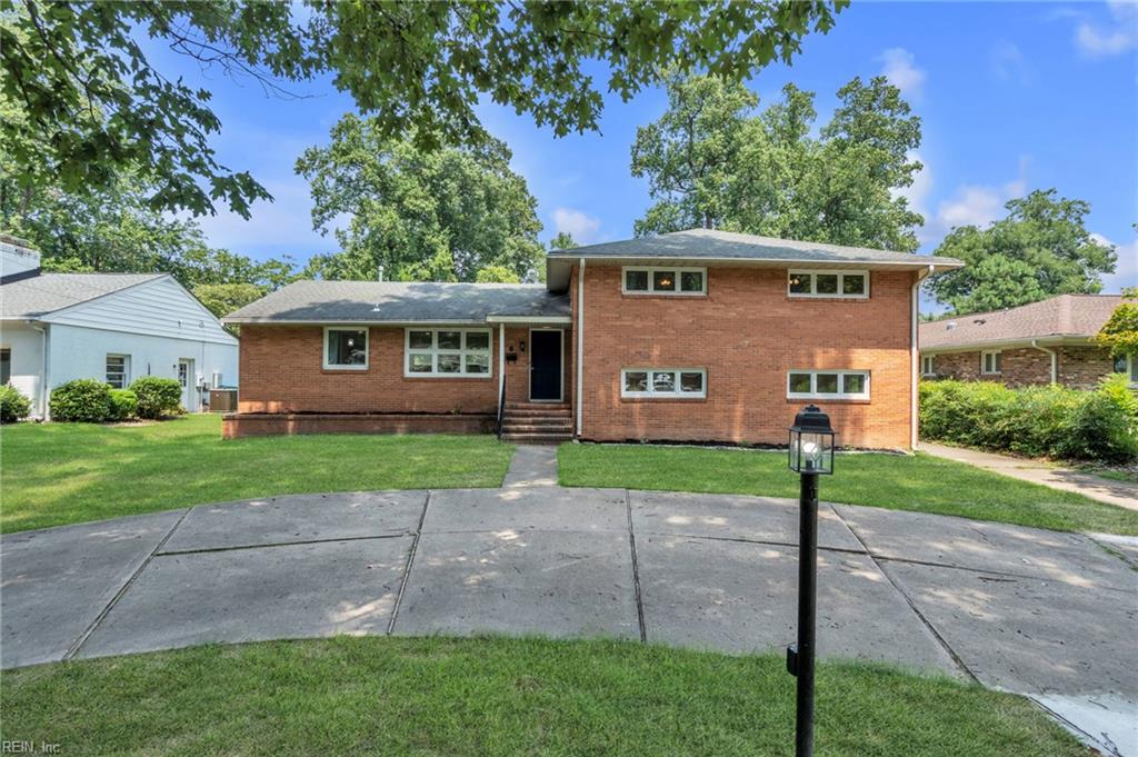 6 Downing Place Newport News VA 23606