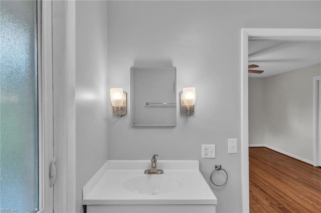 6 Downing Place Newport News VA 23606