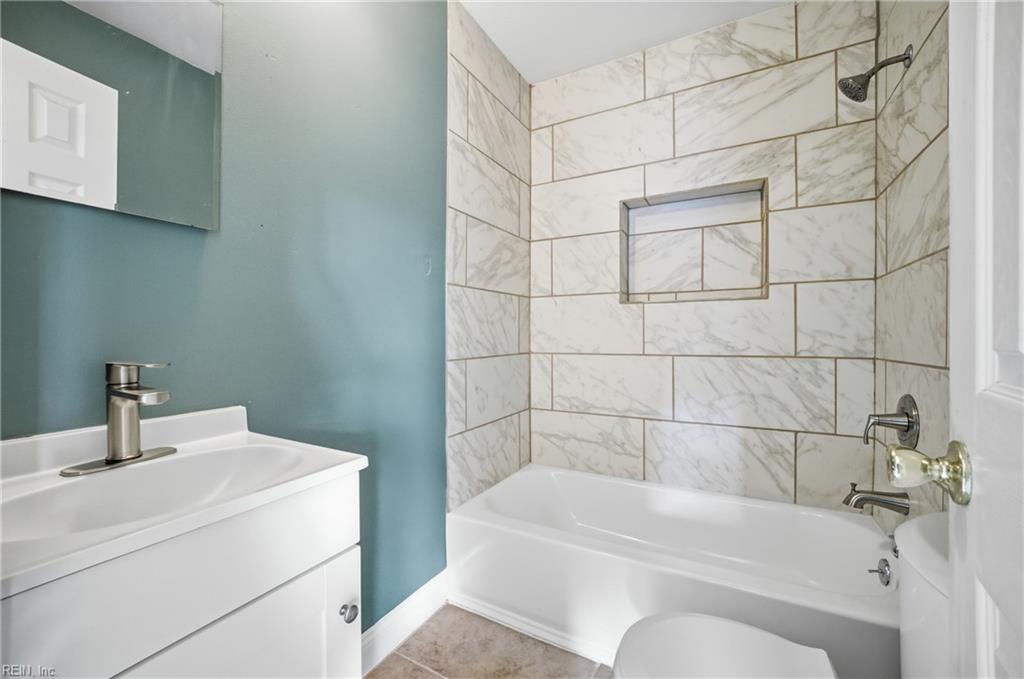 213 Kingwood Drive Newport News VA 23601