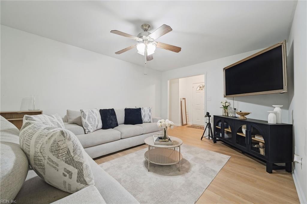 13 Darlene Lane Newport News VA 23608