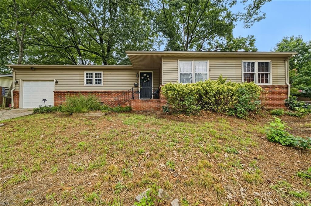13 Darlene Lane Newport News VA 23608