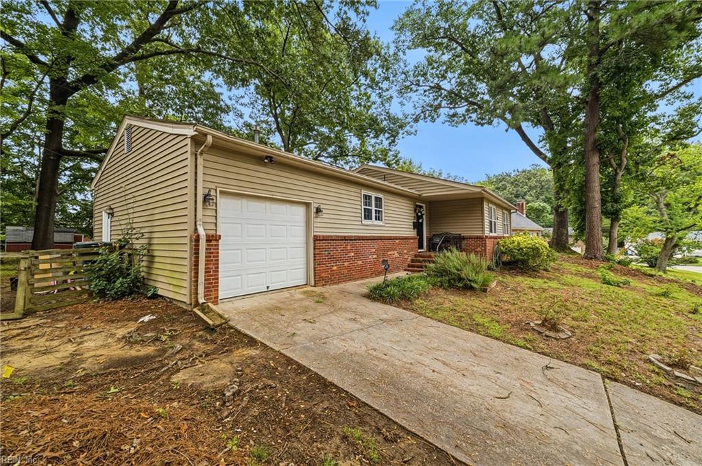 13 Darlene Lane Newport News VA 23608