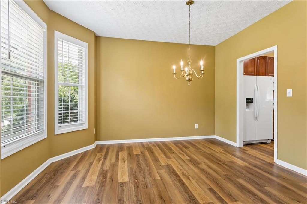6100 Shrewsbury Square Williamsburg VA 23188