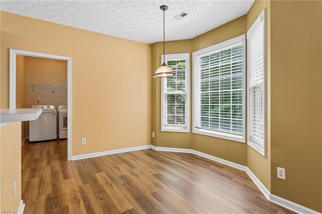 6100 Shrewsbury Square Williamsburg VA 23188