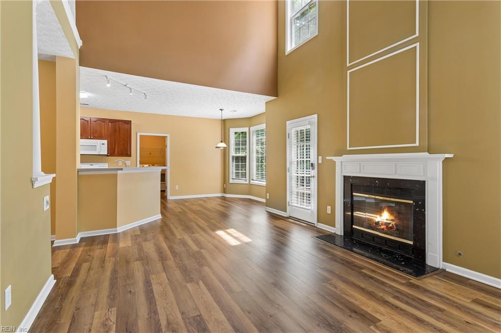 6100 Shrewsbury Square Williamsburg VA 23188