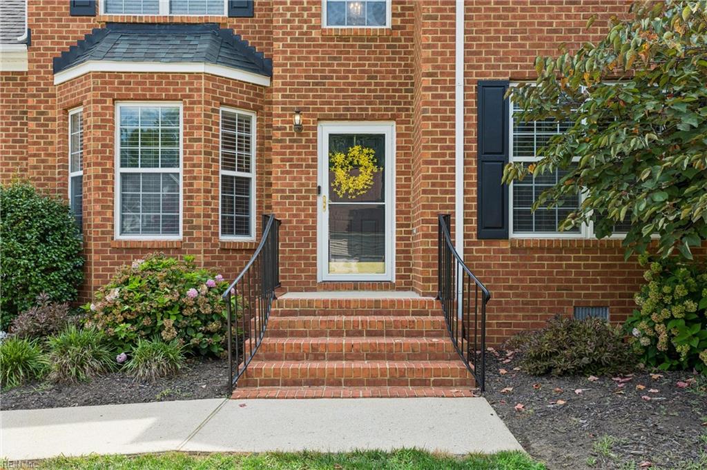 6100 Shrewsbury Square Williamsburg VA 23188