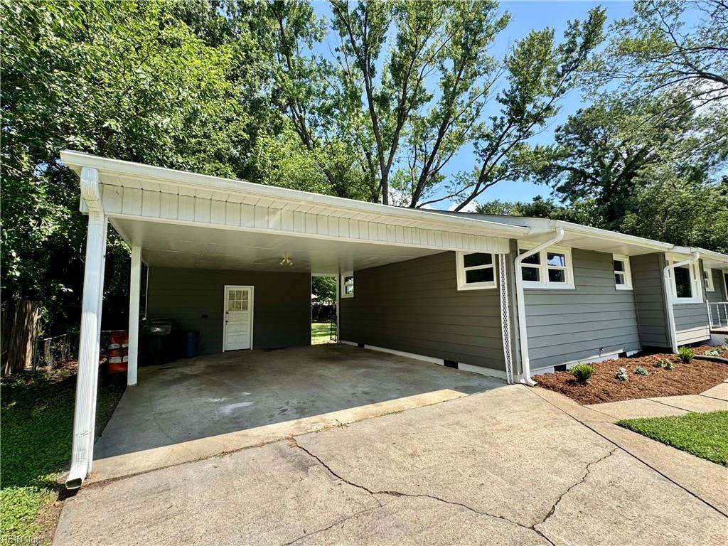 2 Richland Drive Newport News VA 23608