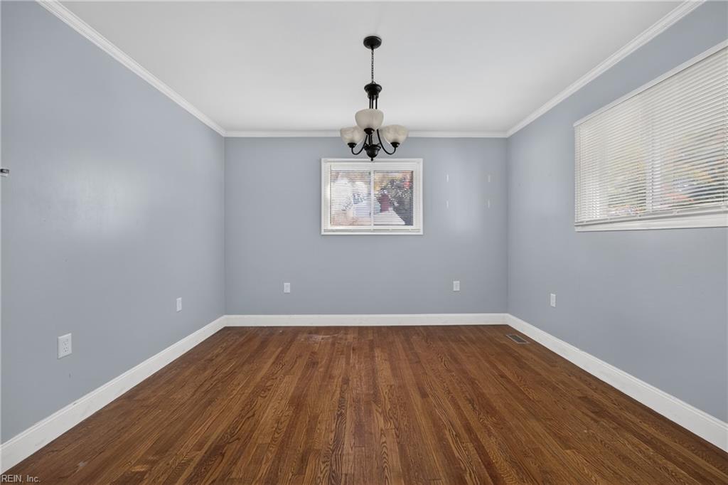 17 Warren Drive Newport News VA 23608