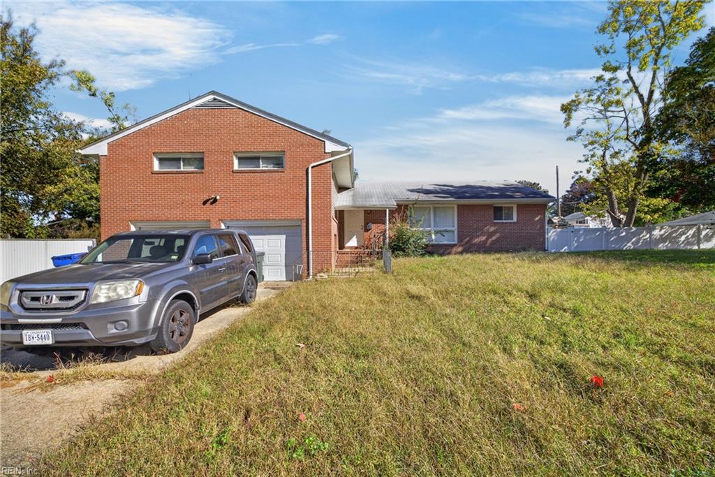 17 Warren Drive Newport News VA 23608