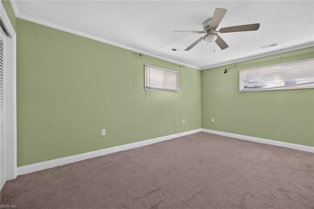 17 Warren Drive Newport News VA 23608