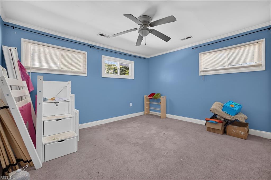 17 Warren Drive Newport News VA 23608