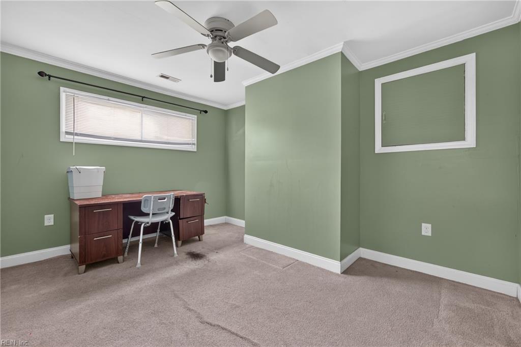 17 Warren Drive Newport News VA 23608