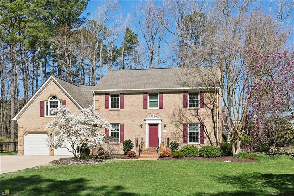 108 Elm Lake Way Yorktown VA 23693