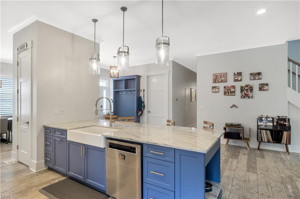 6063 Settlers Market Boulevard Williamsburg VA 23188