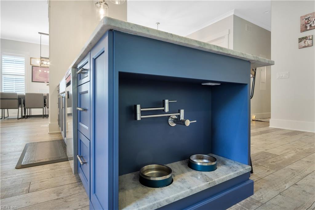 6063 Settlers Market Boulevard Williamsburg VA 23188