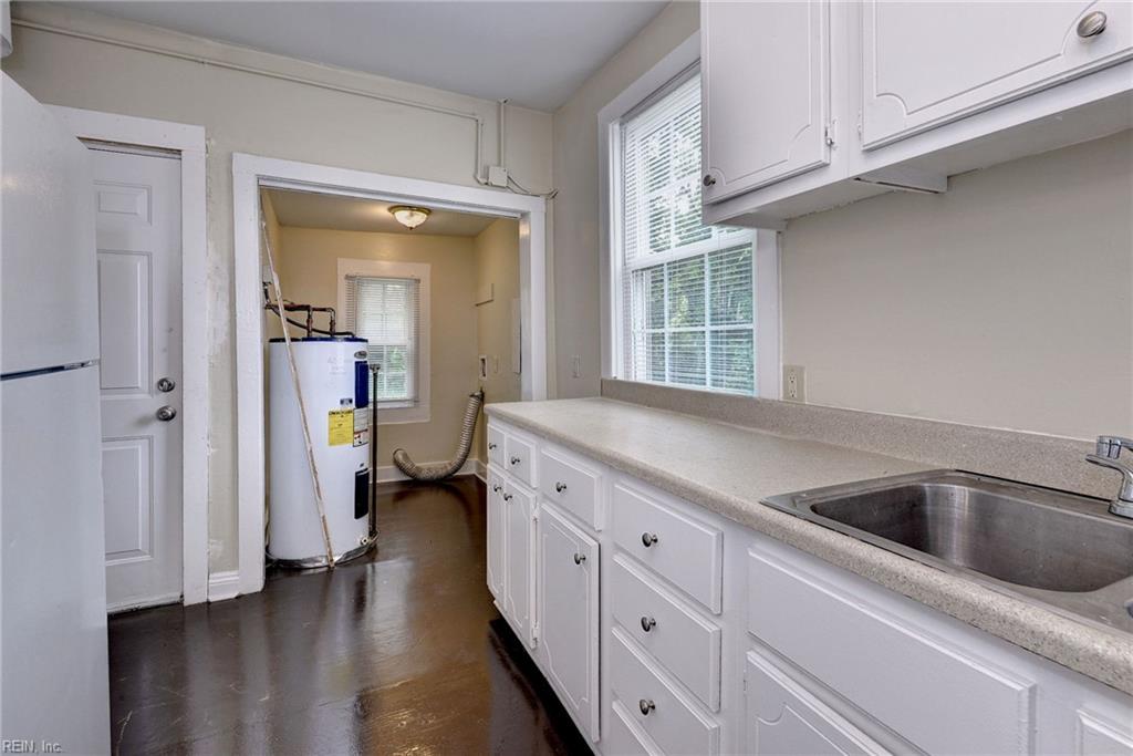 1028 37th Street Newport News VA 23607