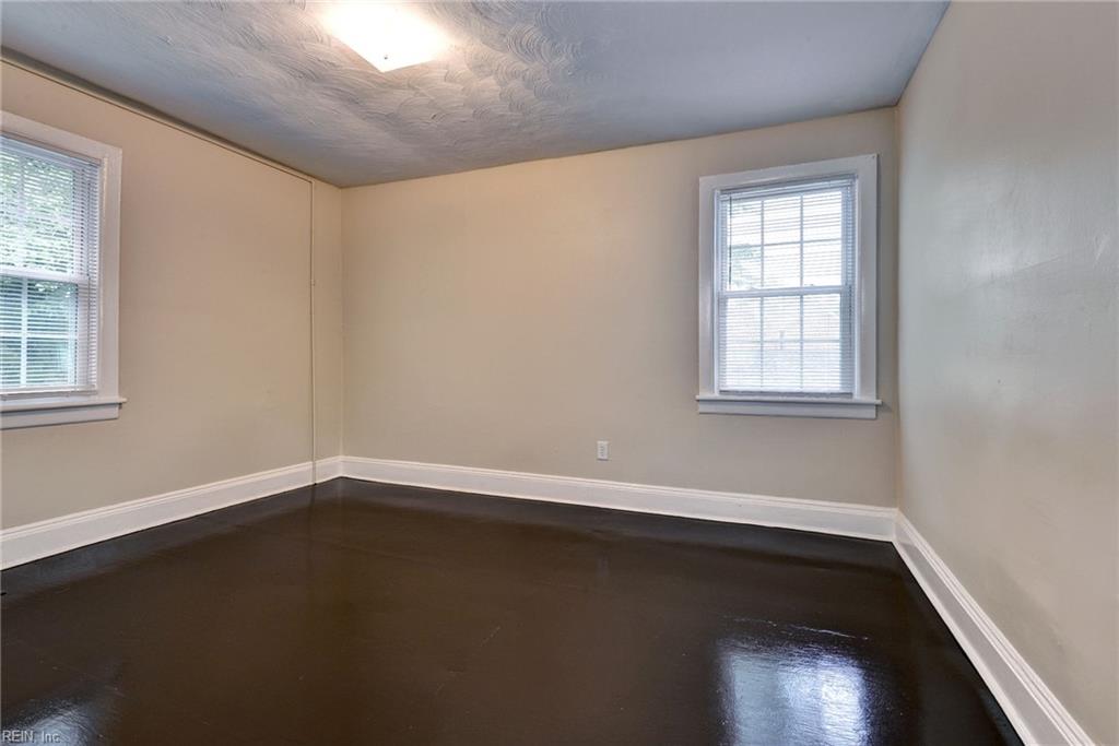 1028 37th Street Newport News VA 23607