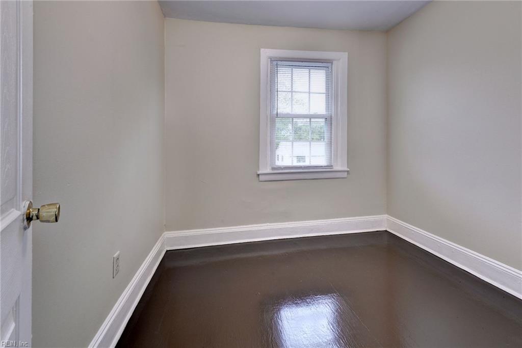 1028 37th Street Newport News VA 23607