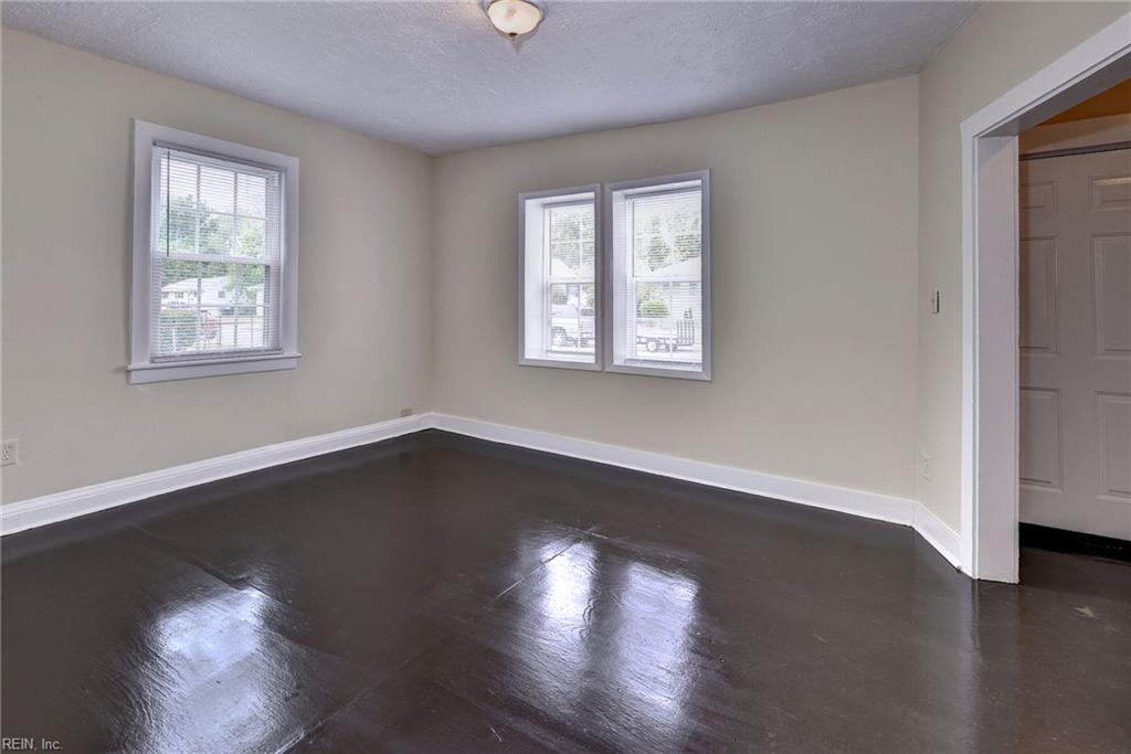 1028 37th Street Newport News VA 23607