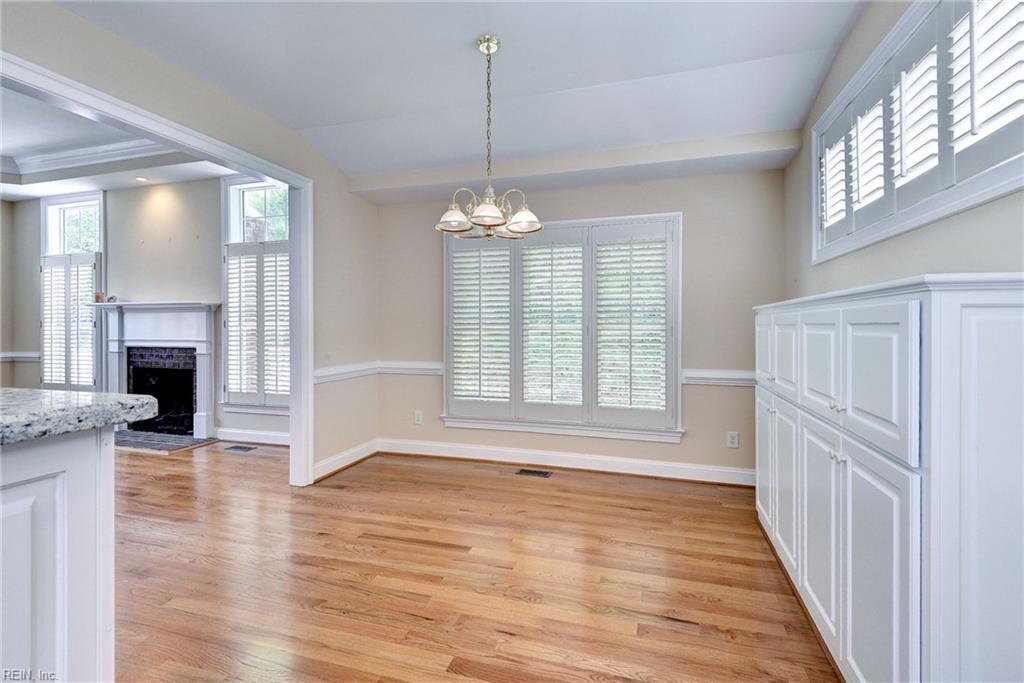 3805 Abington Park Williamsburg VA 23188