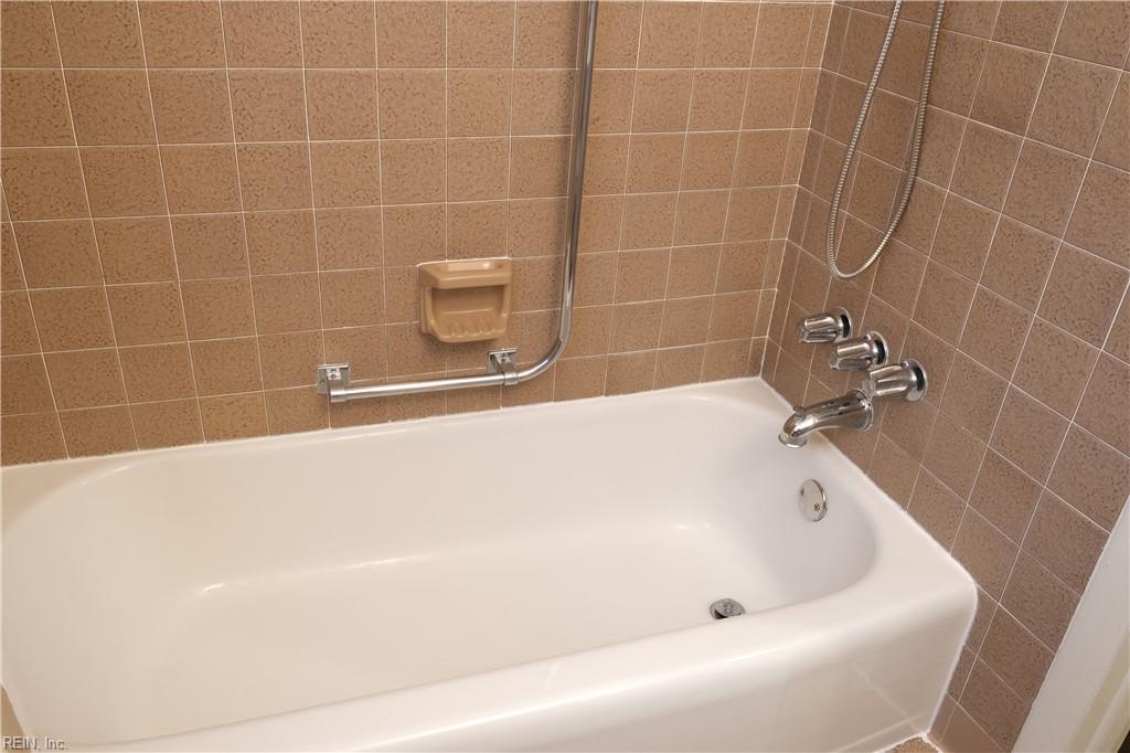 57 Peters Lane Newport News VA 23606